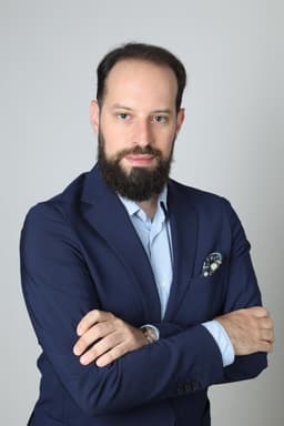 Alberto Perucchini, CFA, MBA, CAIA, FRM